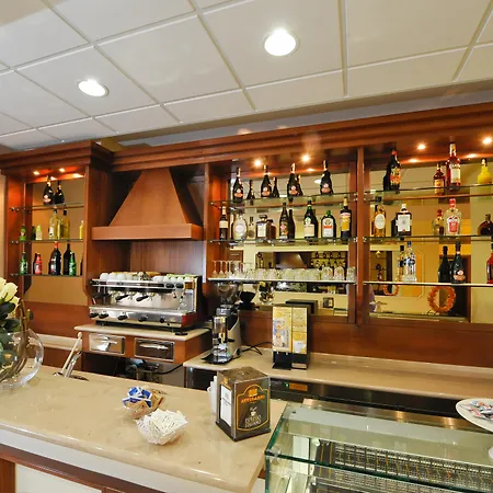Hotel Roma Tiburtina Metro-2